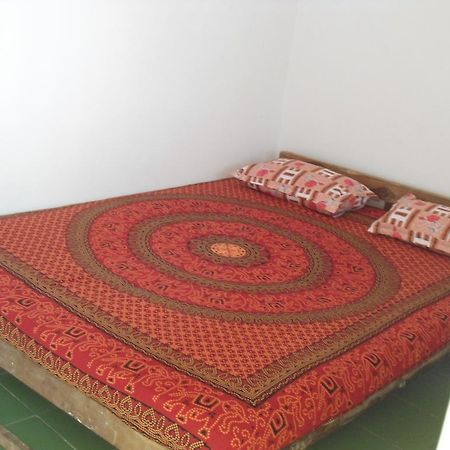 Arambol Hospitality Red Rock Bagian luar foto